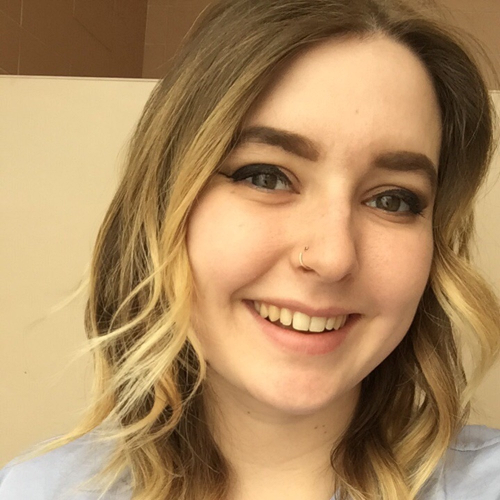 Meet your Posher, Claire